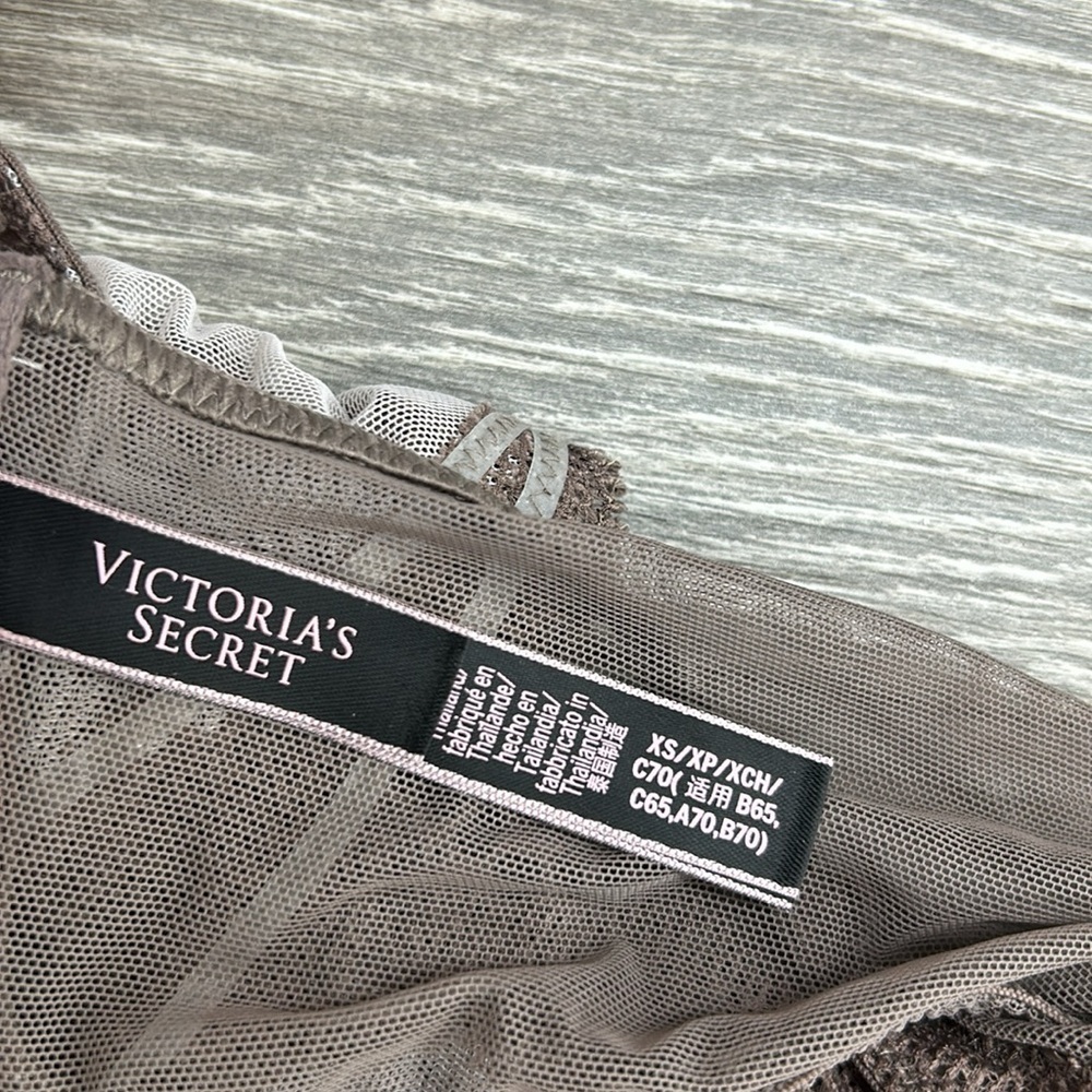 Victoria’s Secret very sexy bralette size xs - Picture 5 of 7